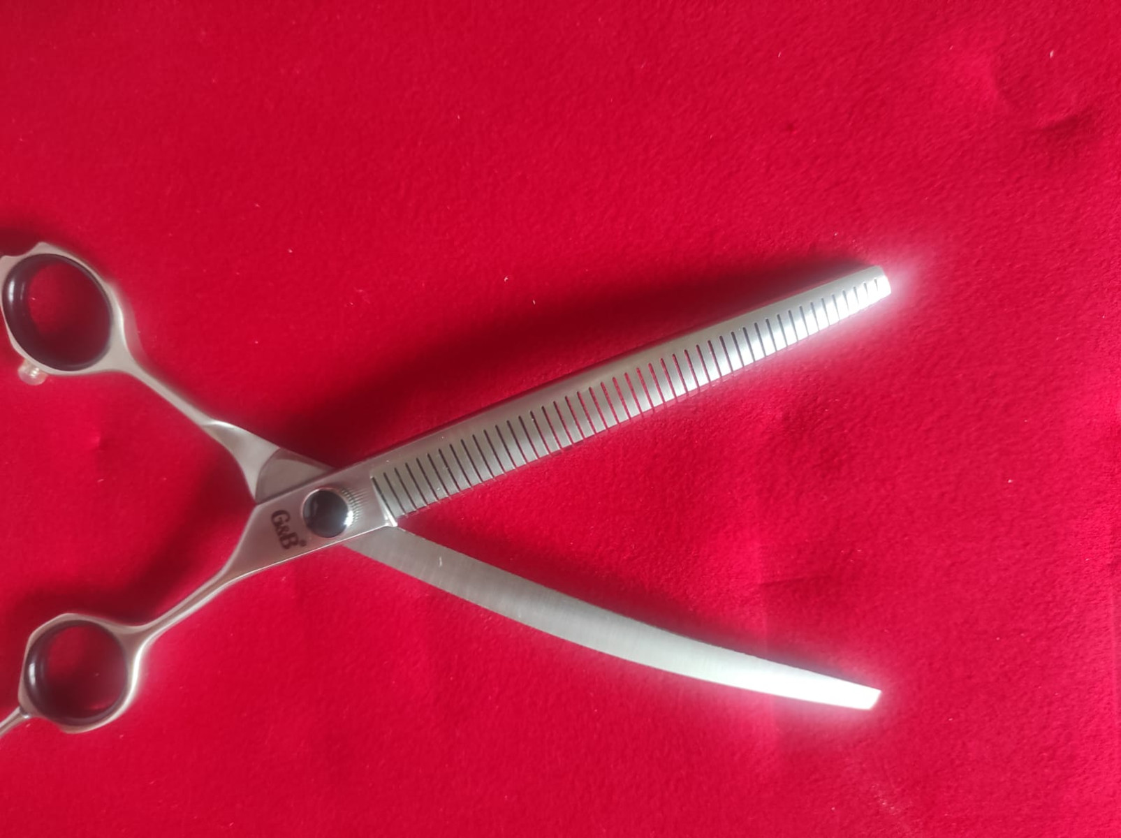 G&b Eğri Fluffer Makas 45 Diş 7,5inç G&b Eğri Fluffer Makas 45 Diş 7,5inç