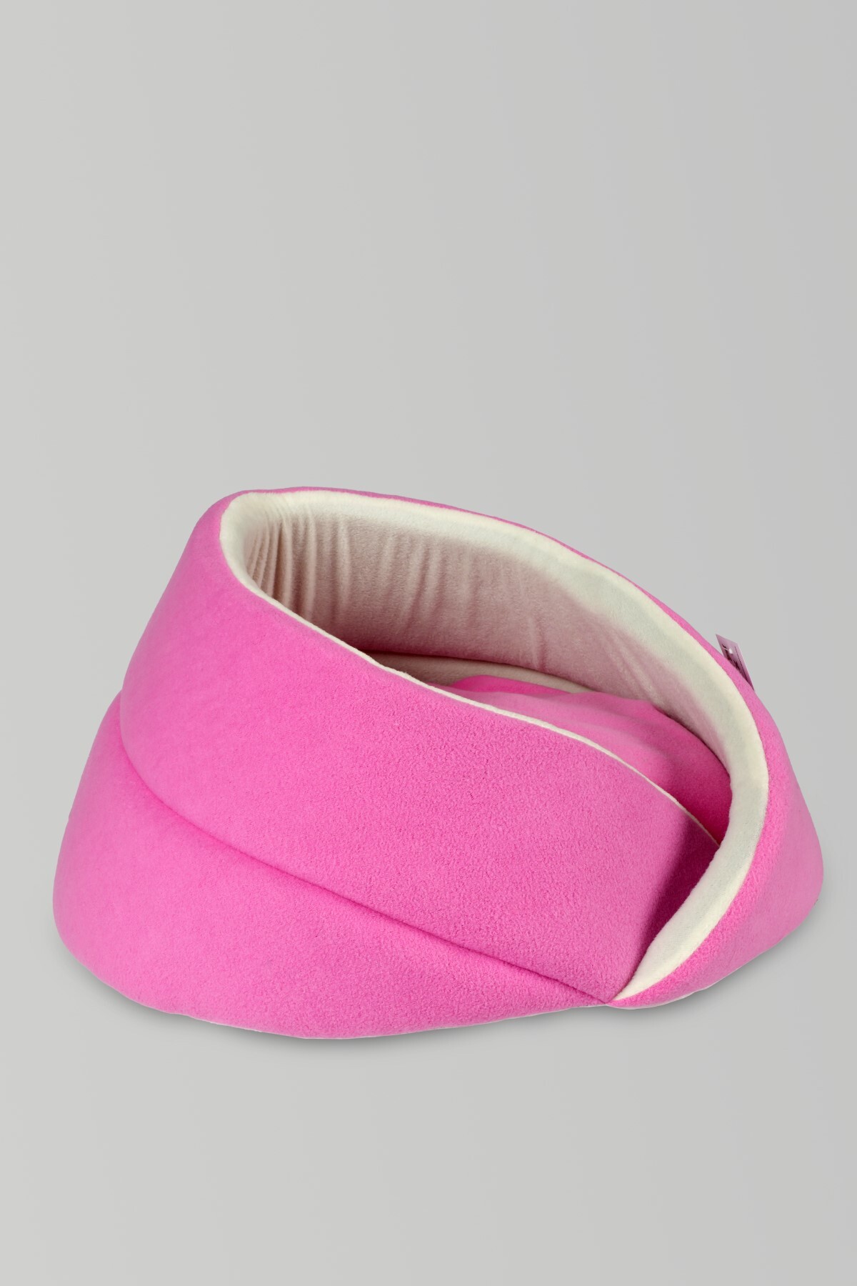 Kedi Küçük Irk Köpek Yatağı Yuvası Kruvaze Model Nero2024102 Kedi Küçük Irk Köpek Yatağı Yuvası Kruvaze Model Nero2024102