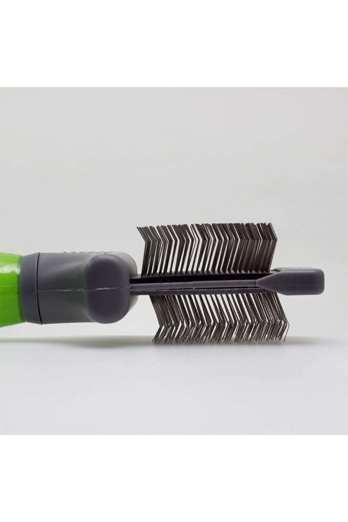 Wahl Esnek Kaygan Fırça - İki Taraflı Wahl Esnek Kaygan Fırça - İki Taraflı