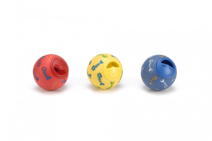 Beeztees Kedi Oyuncağı, Oyun ve Ödül Topu, Çeşitli Renklerde, 8cm
